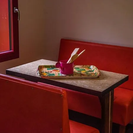 La Maison Des Poteries *