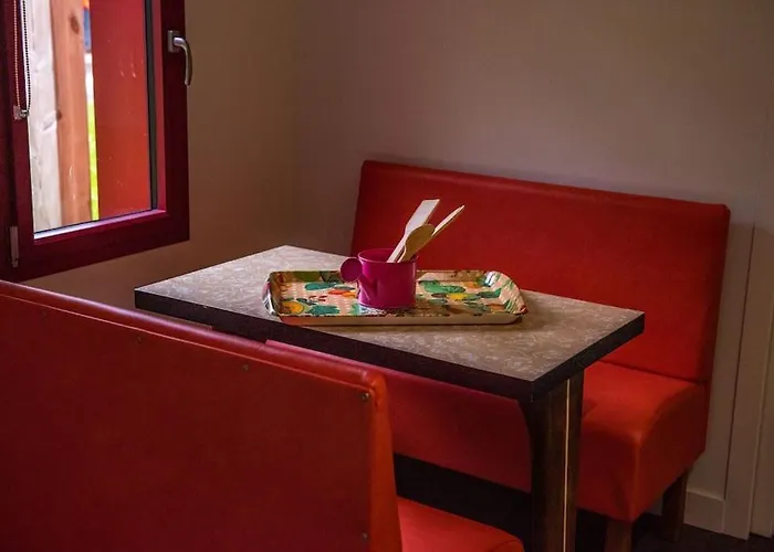 La Maison Des Poteries *